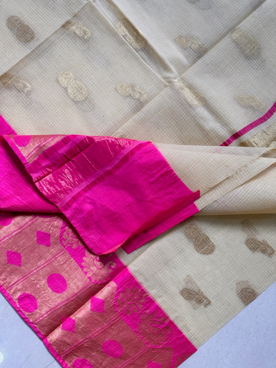 Pure Weaved Kota Cotton Doria Saree