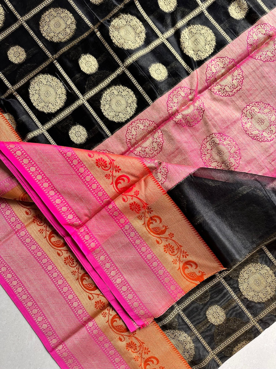 Pure Weaved Organza Silk Saree