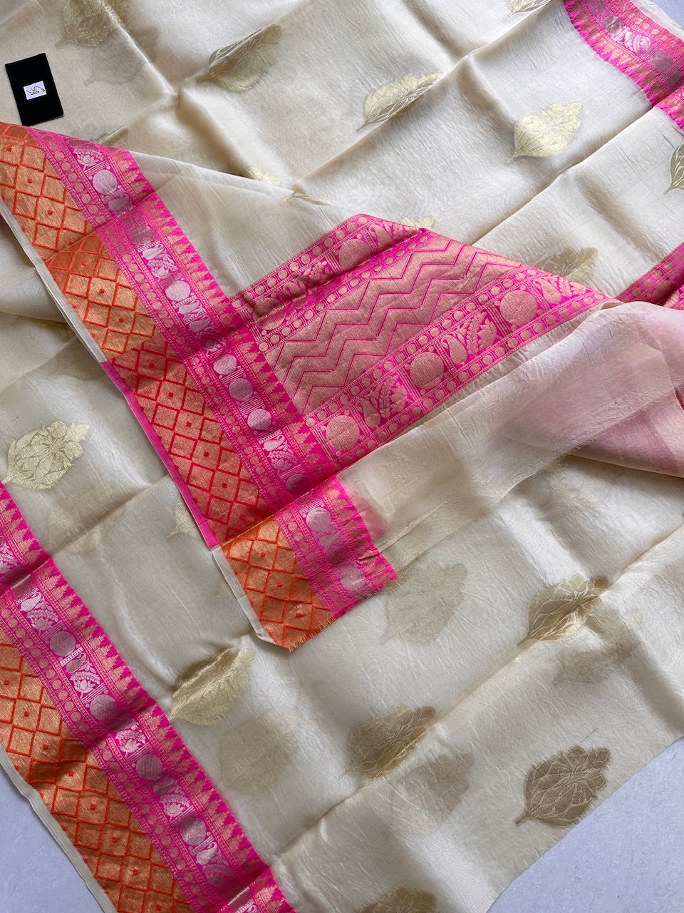 Pure Weaved Organza Silk Saree