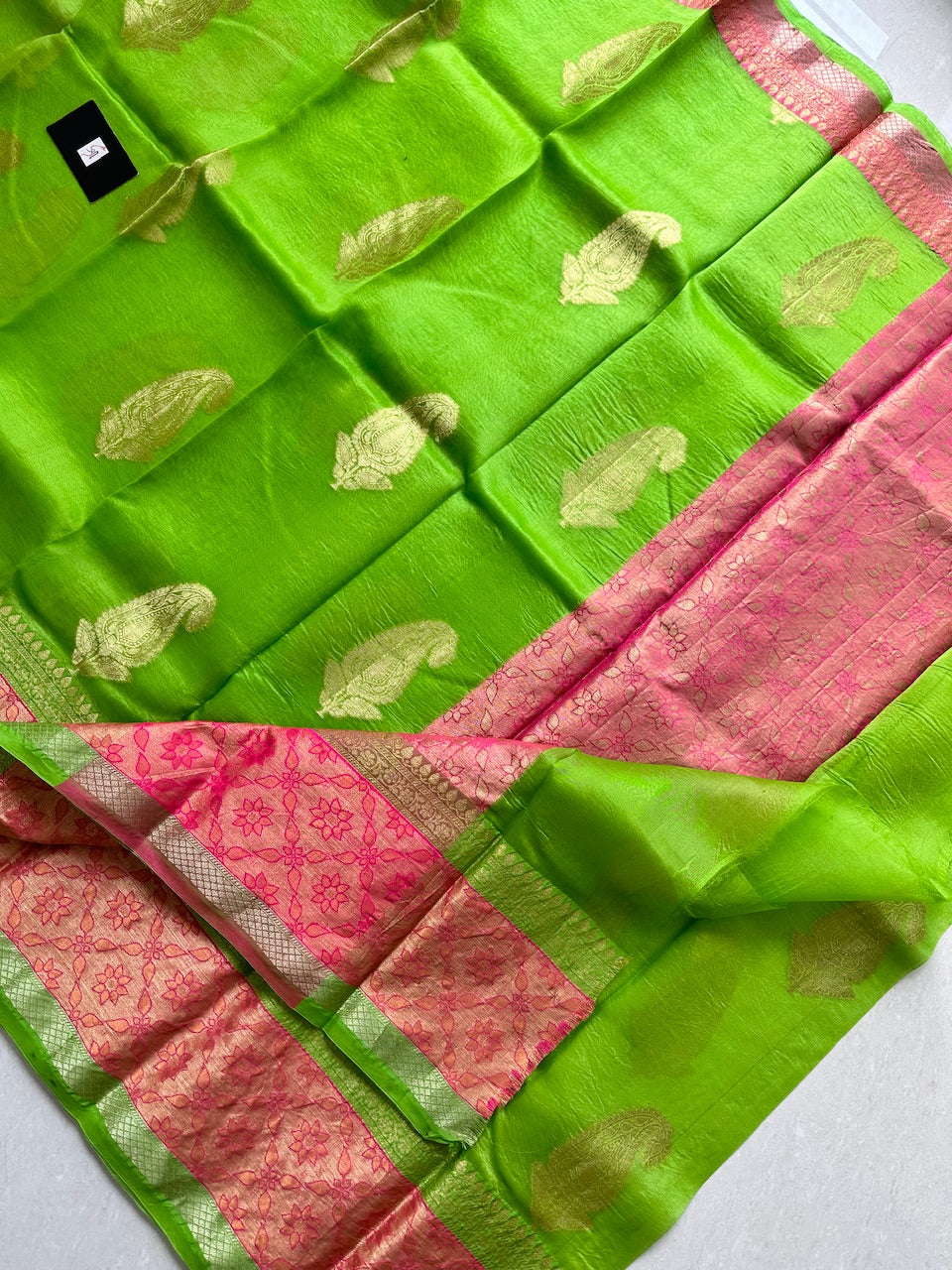 Pure Weaved Organza Silk Saree