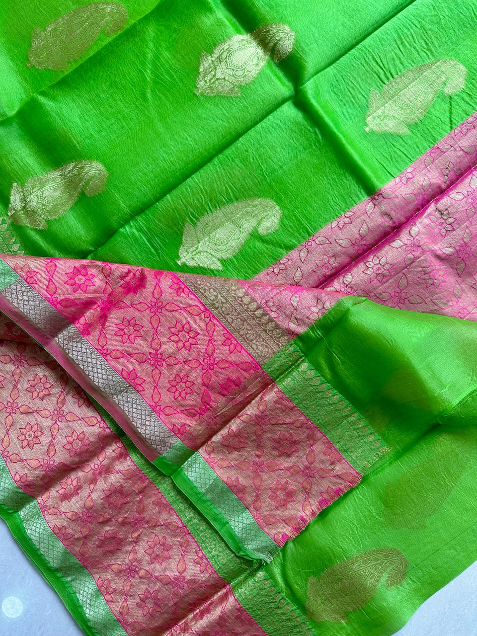 Pure Weaved Organza Silk Saree