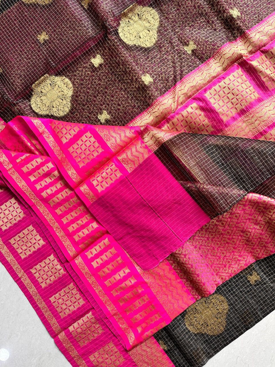 Pure Weaved Organza Silk Saree