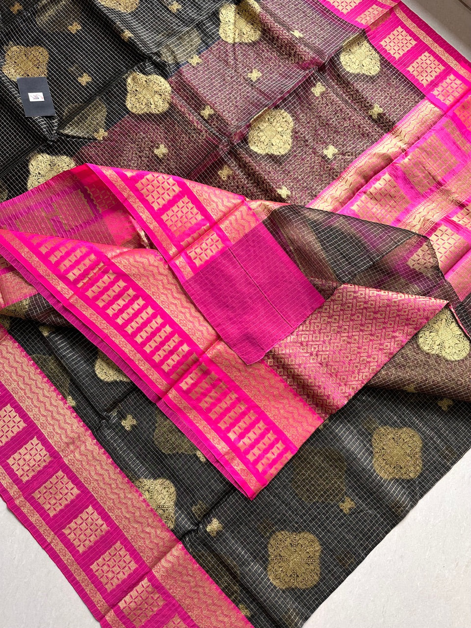 Pure Weaved Organza Silk Saree