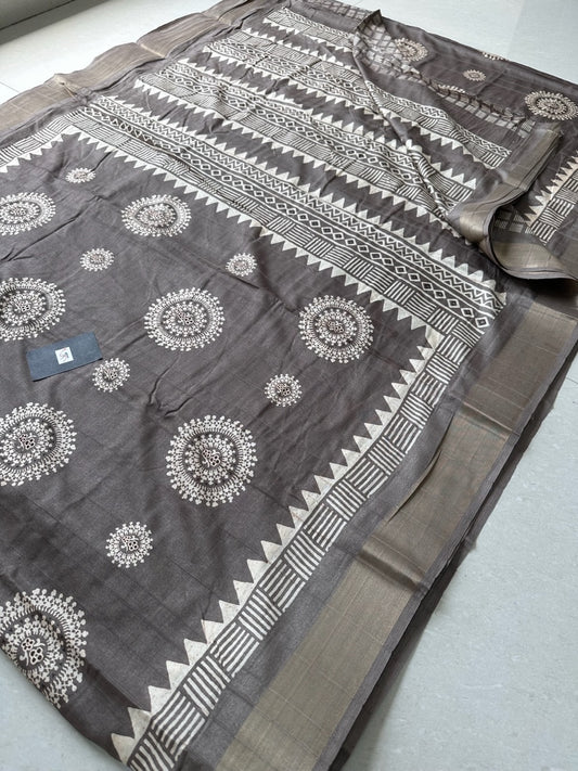 Digital Printed Soft Semi Dola Silk Saree with Handloom Touch