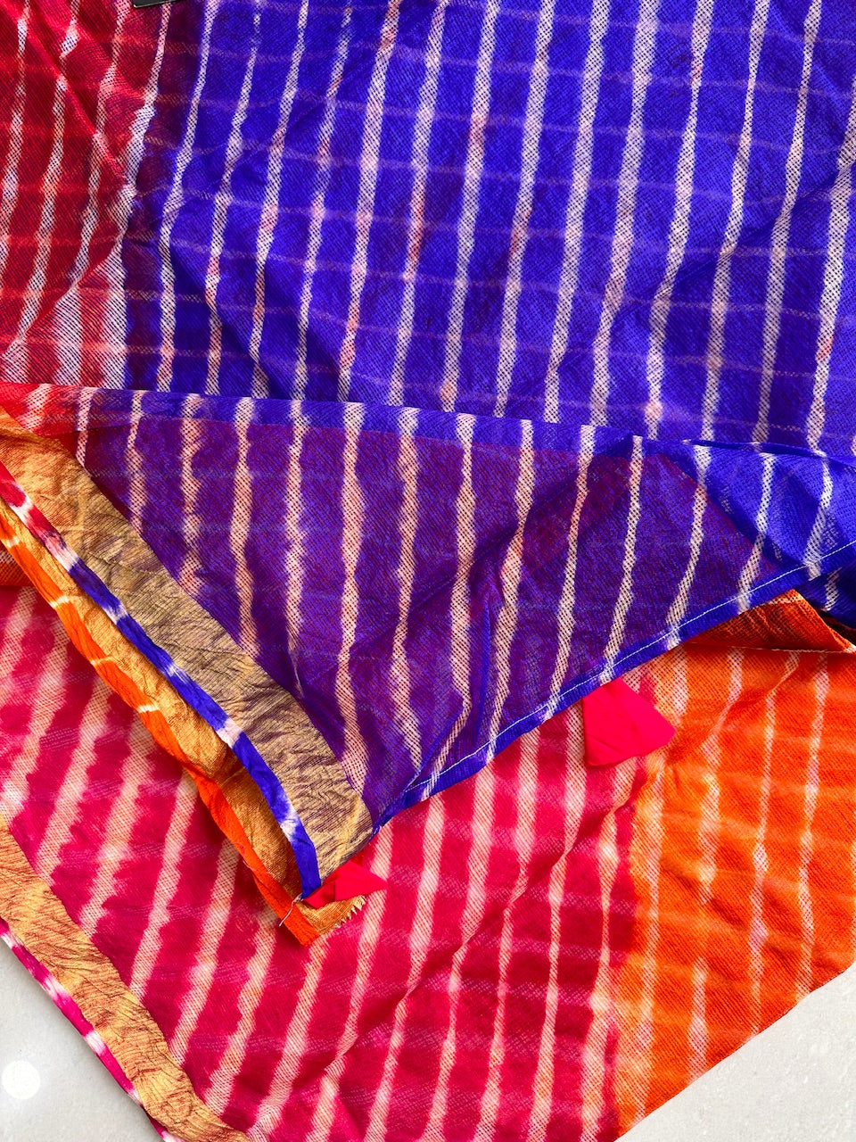 Hand Tye n Dye Multi-Coloured Lehariya Semi Kota Silk Saree